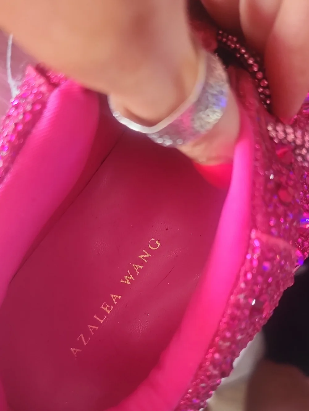 ♥️BRAND NEW AZALEA WANG Sparkling Fuchsia Platform Sneakers!!!